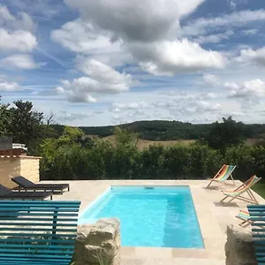 le-gite-des-carmes.midi-pyreneeshotels.com/